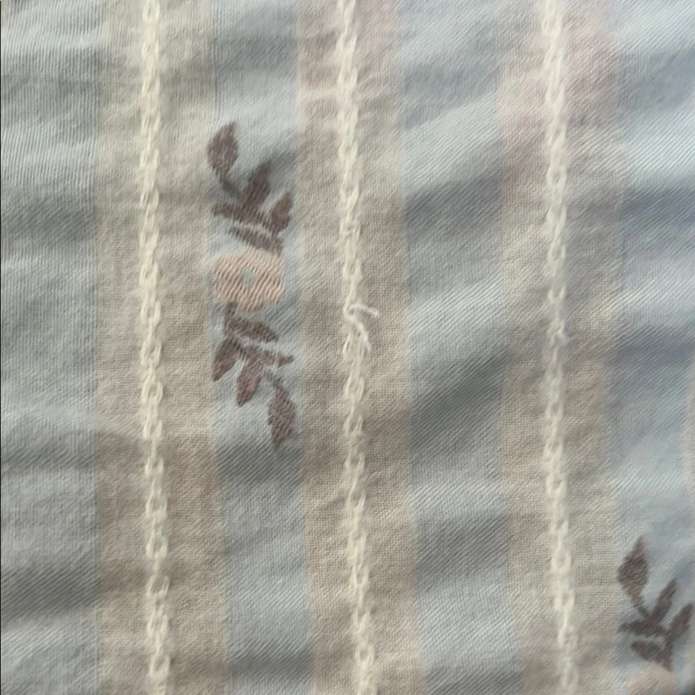 LOFT Women's White, Blue, and Gray Top - Picture 7 of 8